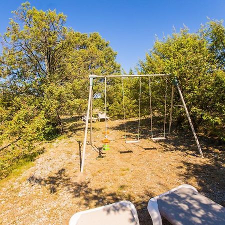 Les Villas De Perret Joyeuse Exteriér fotografie