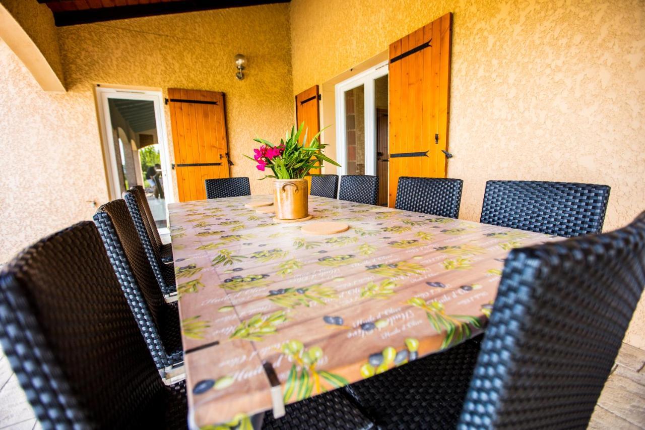 Les Villas De Perret Joyeuse Exteriér fotografie