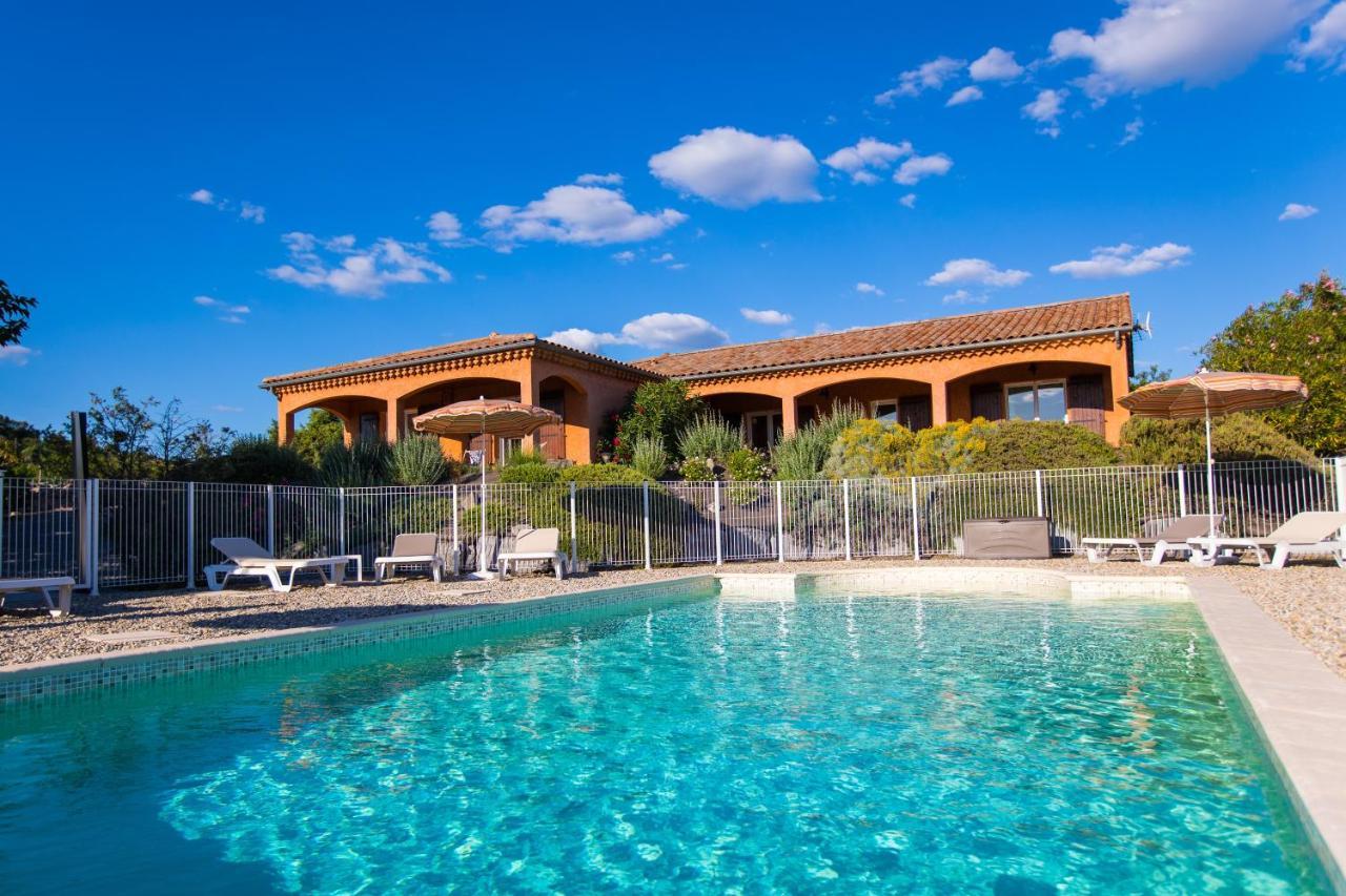 Les Villas De Perret Joyeuse Exteriér fotografie