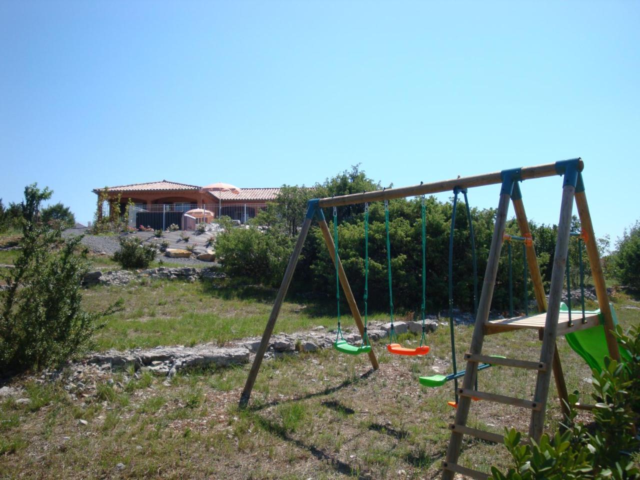 Les Villas De Perret Joyeuse Exteriér fotografie