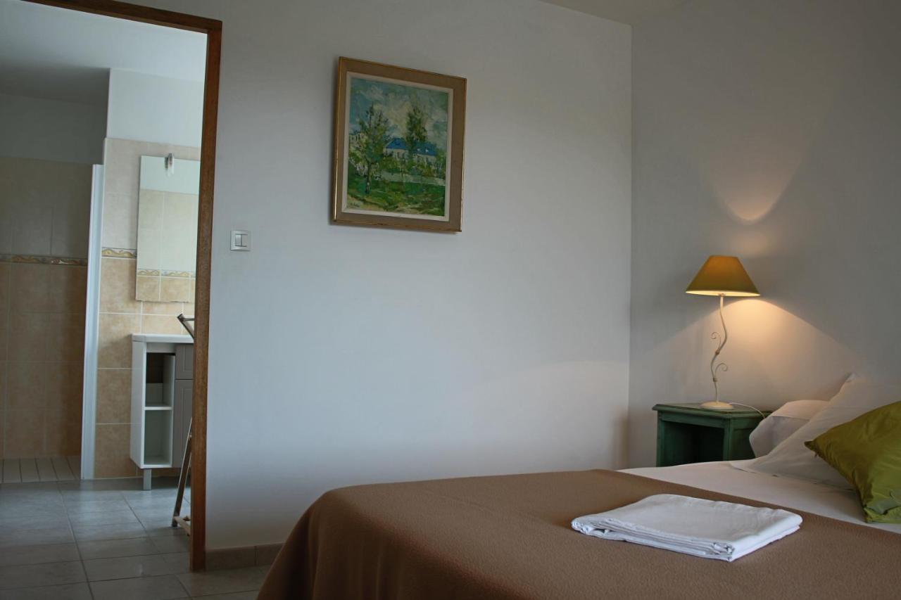 Les Villas De Perret Joyeuse Exteriér fotografie