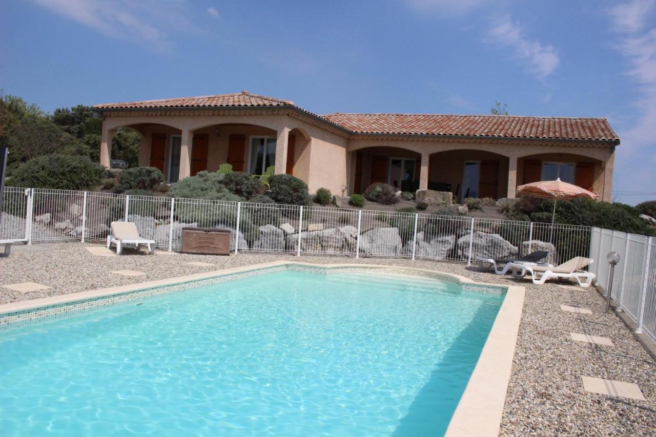 Les Villas De Perret Joyeuse Exteriér fotografie