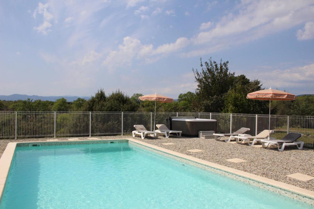 Les Villas De Perret Joyeuse Exteriér fotografie