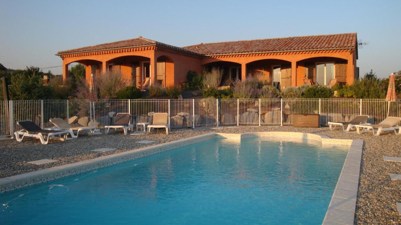 Les Villas De Perret Joyeuse Exteriér fotografie